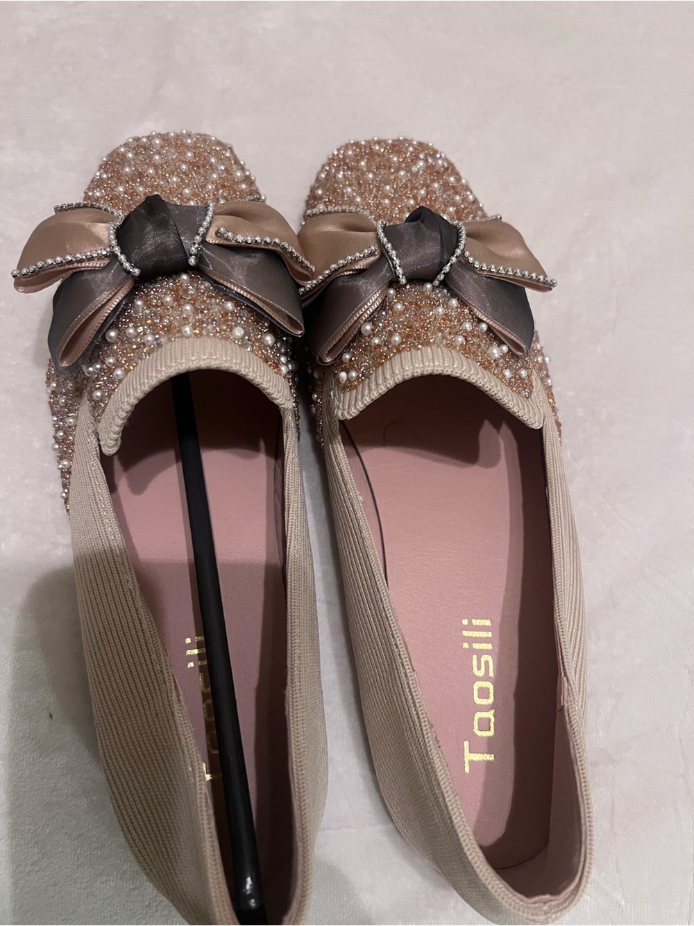 Taosili Footwear Beige Pearl & Crystal Bow Slip-On Flats
